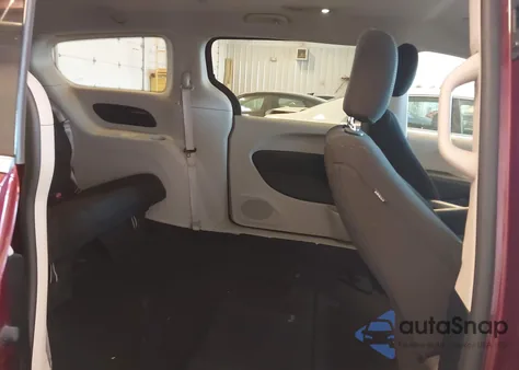 2023 Chrysler Voyager Lx z USA, uszkodzony, nr VIN 2C4RC1CG2PR530077